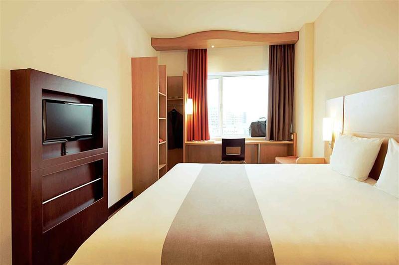 Ibis Budget Paris Porte D'Italie Est Le Kremlin-Bicetre Exterior photo